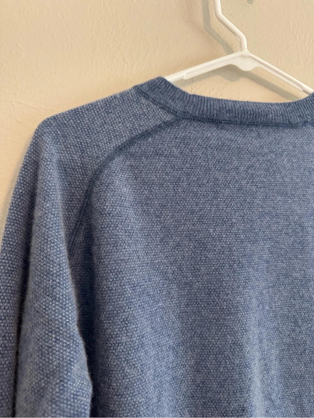J. Hilburn Men’s Wool and Cashmere Blend Crewneck Sweater